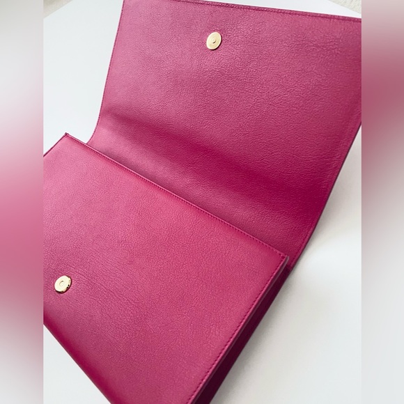 YSL Calfskin Monogram Large Belle De Jour Clutch - Picture 4 of 11